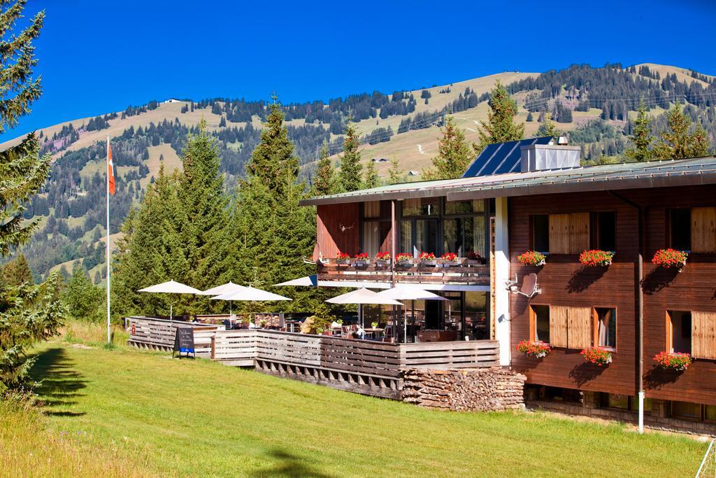 Saanewald Lodge Saanenmöser Esterno foto