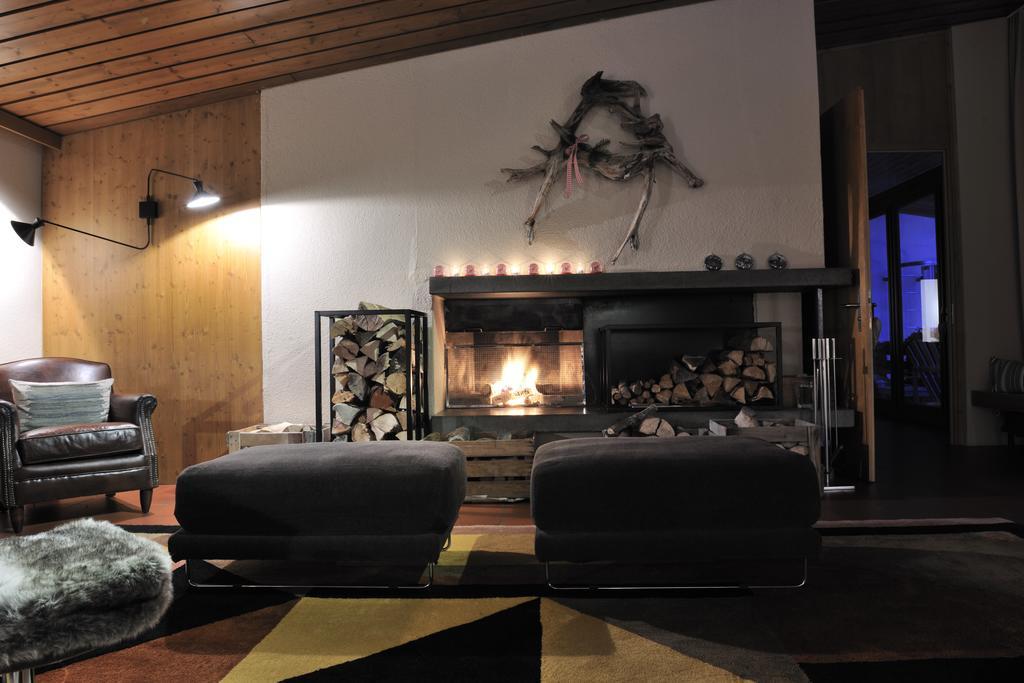 Saanewald Lodge Saanenmöser Esterno foto