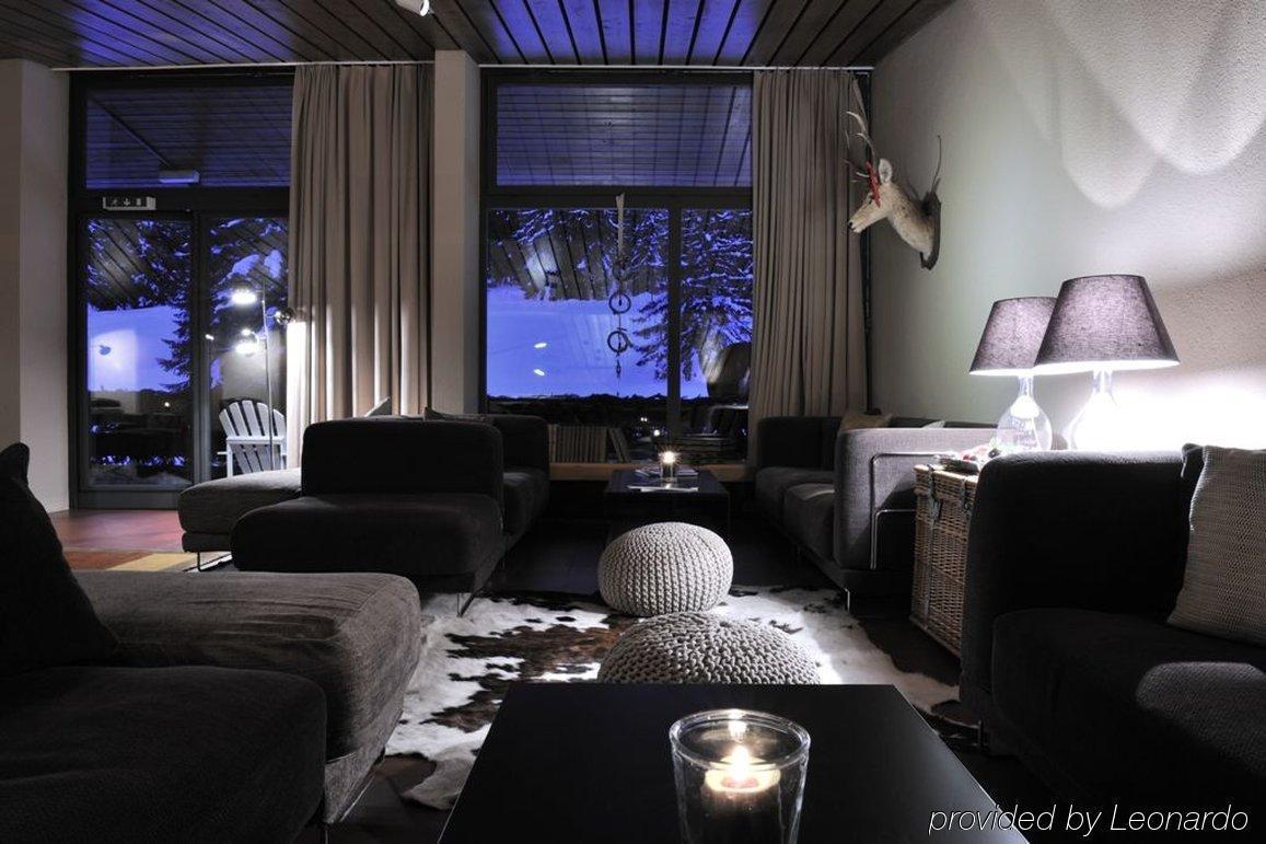 Saanewald Lodge Saanenmöser Esterno foto